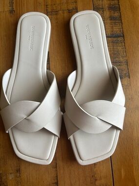 Banana Republic Women's Cream Cross-Over Slide Sandals